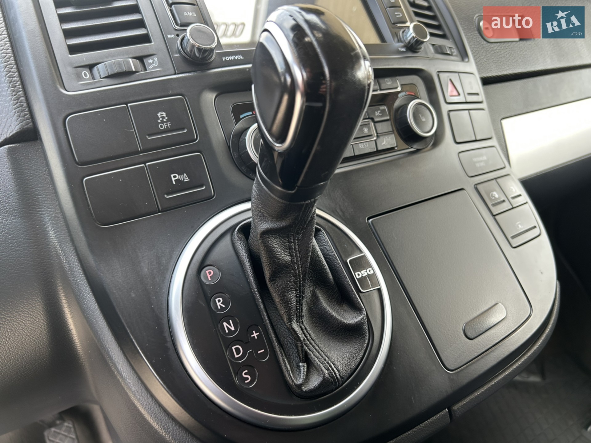 2011 Volkswagen Multivan - мініатюра 15