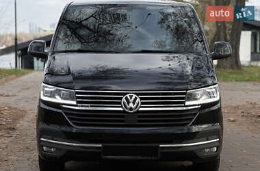 Минивэн Volkswagen Multivan 2020 в Киеве