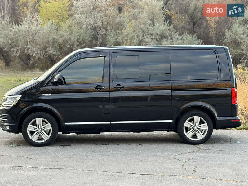Мінівен Volkswagen Multivan 2015 в Дніпрі