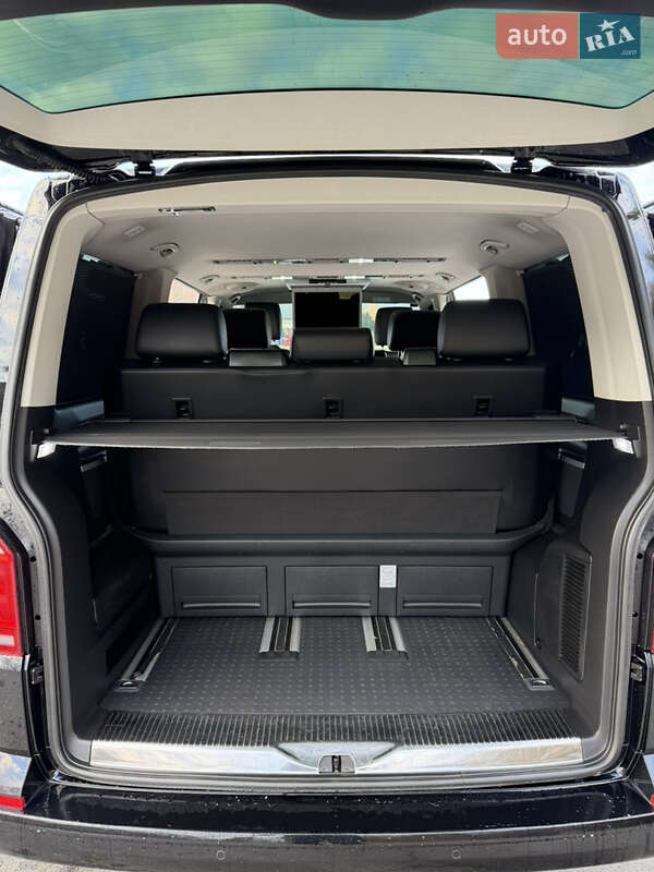 Мінівен Volkswagen Multivan 2015 в Дніпрі