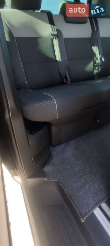 Мінівен Volkswagen Multivan 2010 в Києві фото 50 Мінівен Volkswagen Multivan 2010 в Києві