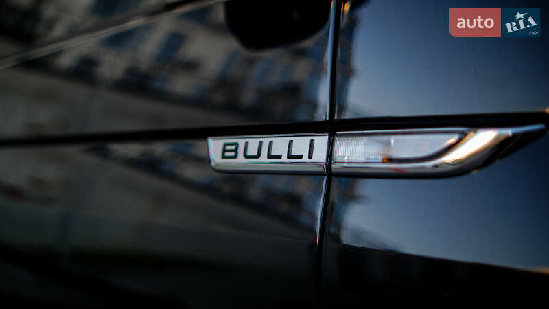 Мінівен Volkswagen Multivan 2016 в Львові