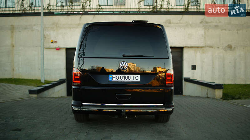 Мінівен Volkswagen Multivan 2016 в Львові