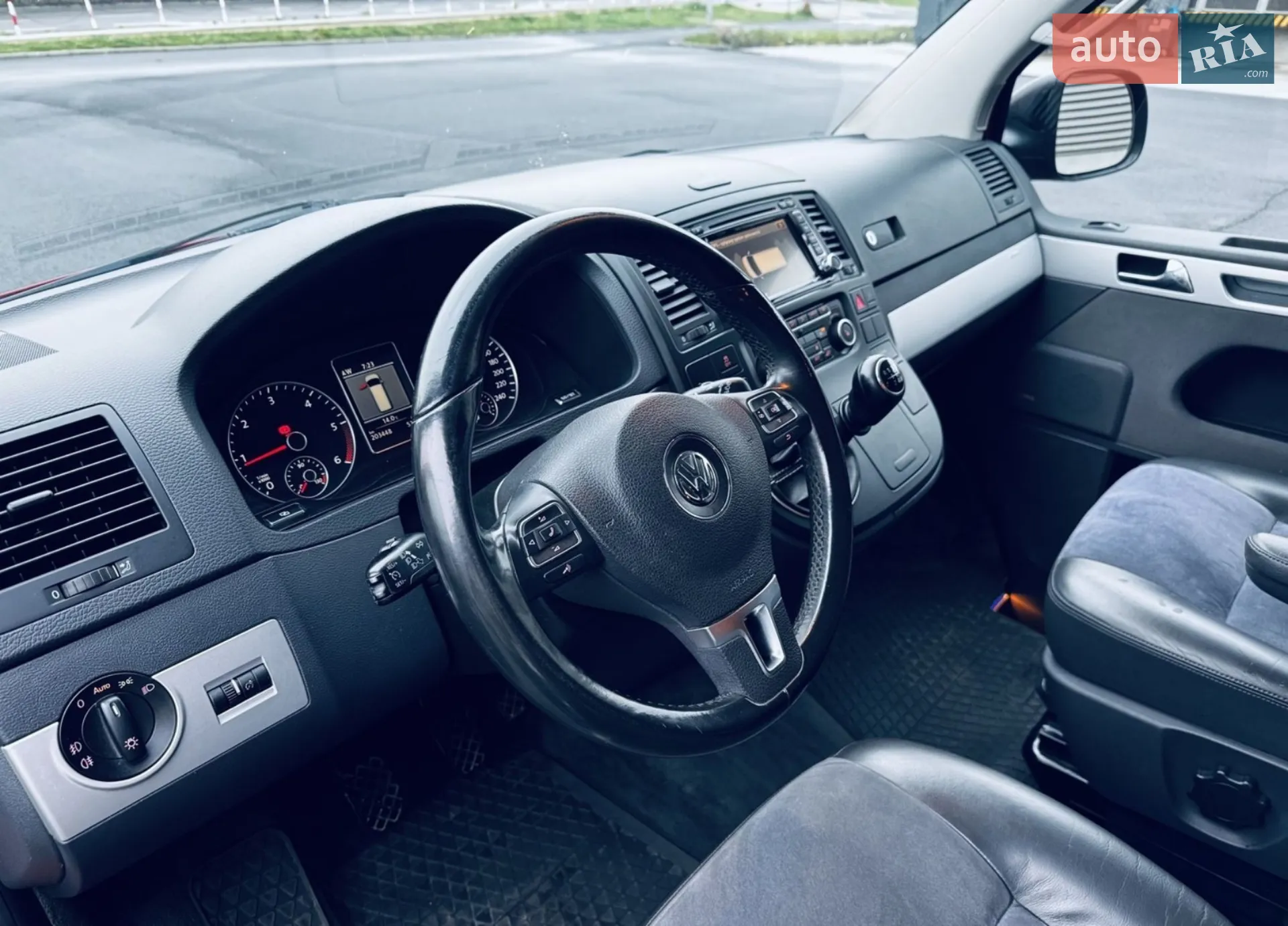 2012 Volkswagen Multivan - мініатюра 14
