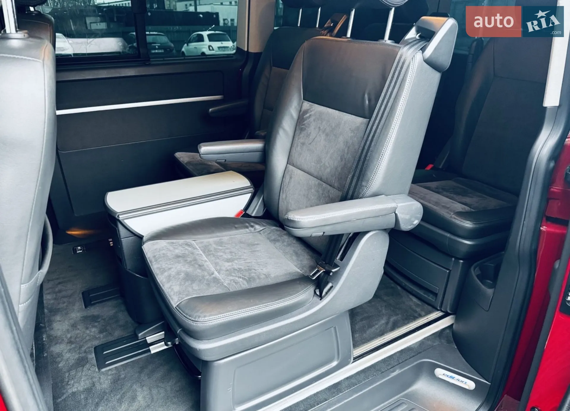 2012 Volkswagen Multivan - мініатюра 18