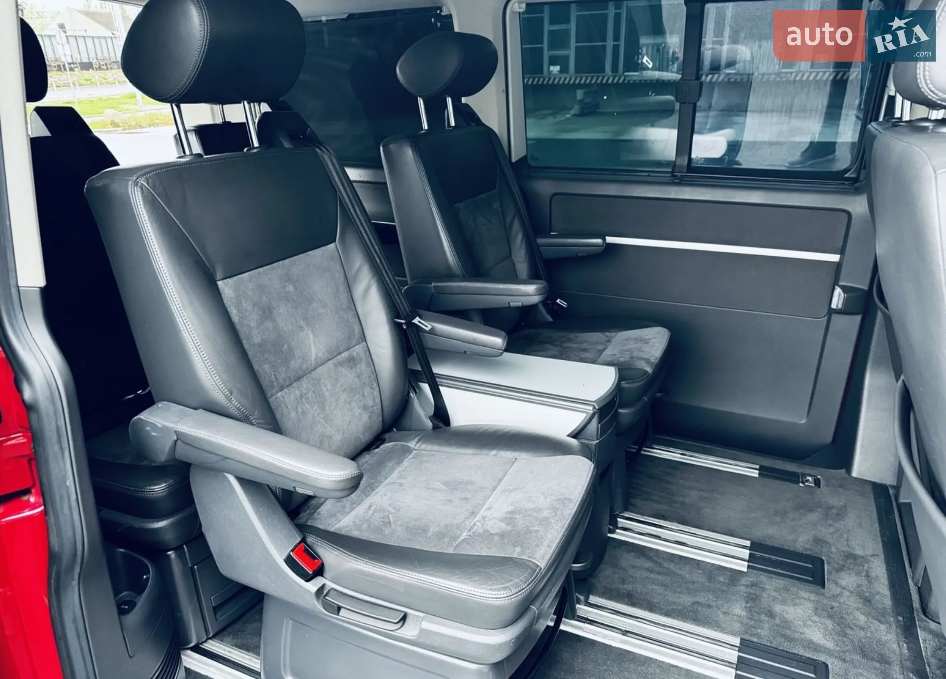 2012 Volkswagen Multivan - мініатюра 19
