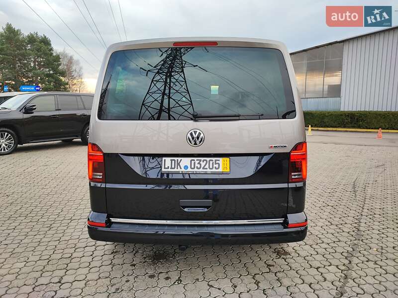 Минивэн Volkswagen Multivan 2022 в Черновцах