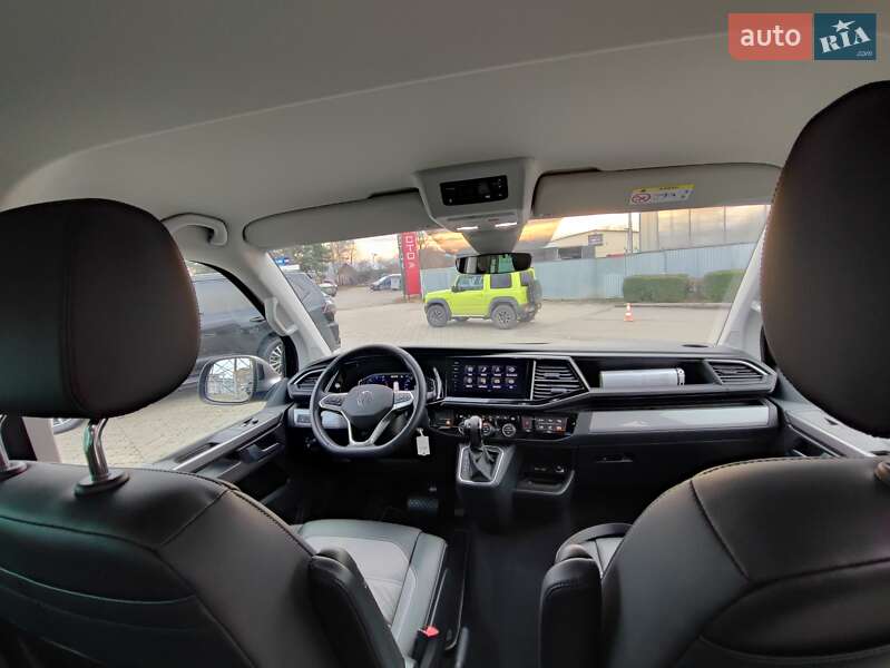 Минивэн Volkswagen Multivan 2022 в Черновцах
