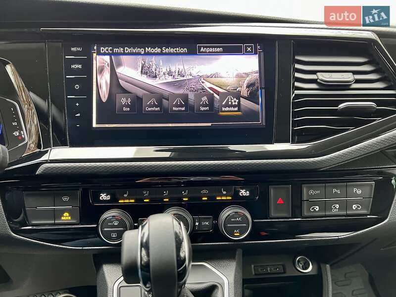 Минивэн Volkswagen Multivan 2022 в Киеве