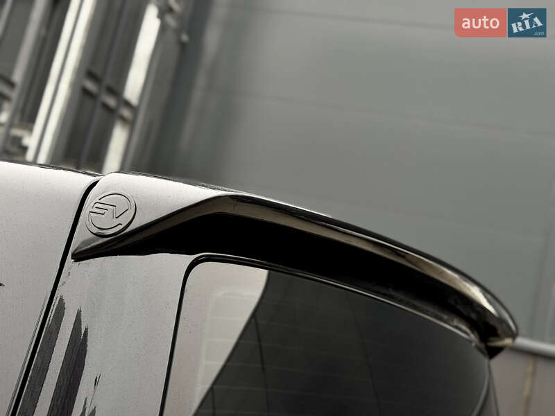 Минивэн Volkswagen Multivan 2012 в Киеве