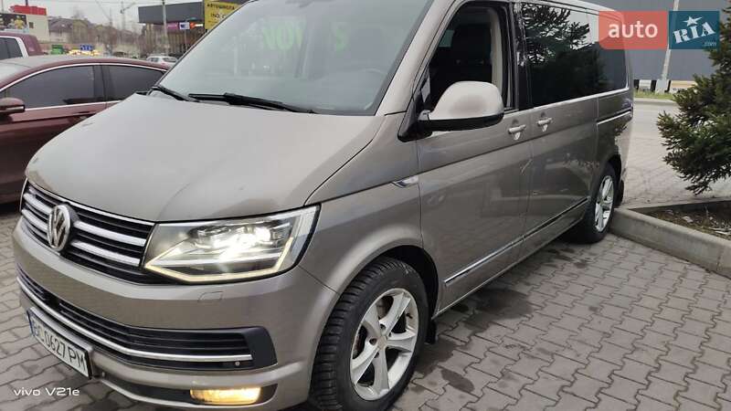 Минивэн Volkswagen Multivan 2016 в Киеве