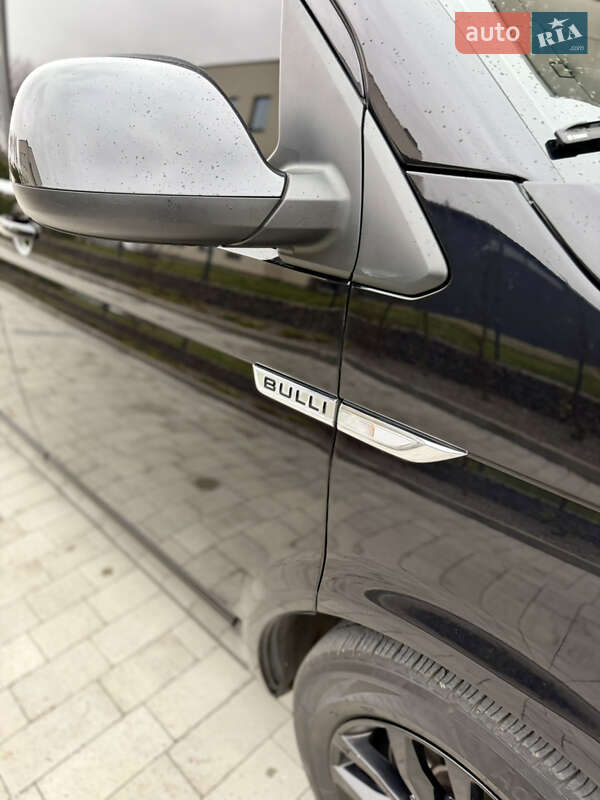 Минивэн Volkswagen Multivan 2018 в Луцке