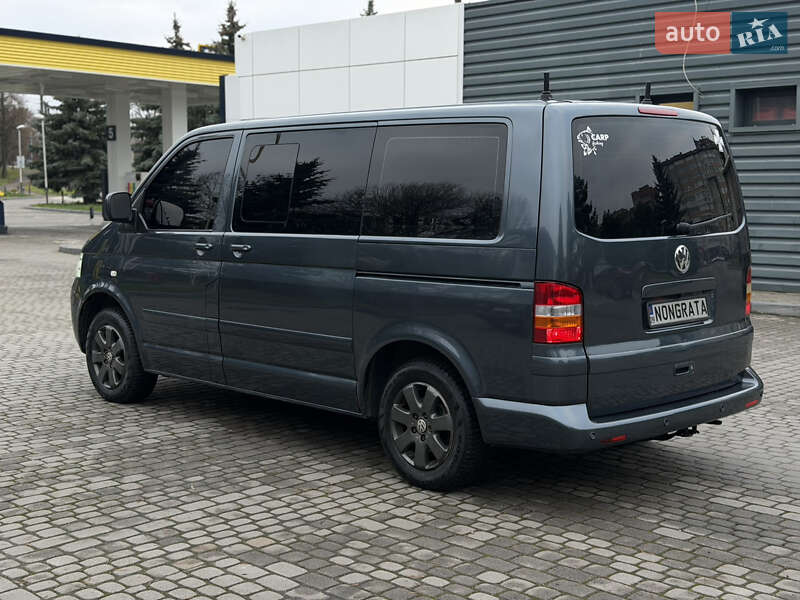 Минивэн Volkswagen Multivan 2007 в Ивано-Франковске фото 7 Минивэн Volkswagen Multivan 2007 в Ивано-Франковске