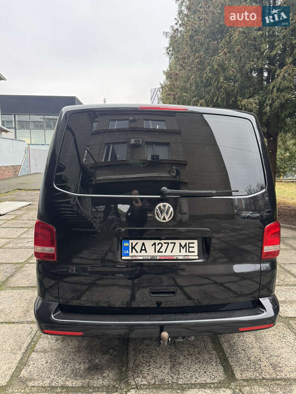 Минивэн Volkswagen Multivan 2014 в Львове