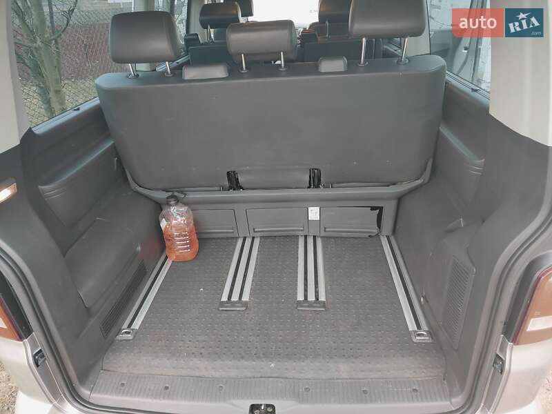 Минивэн Volkswagen Multivan 2013 в Сарнах