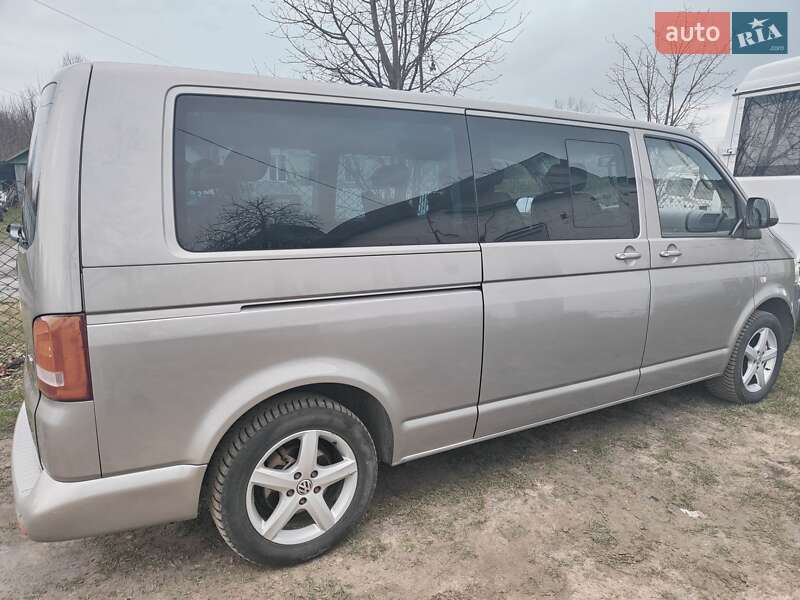 Минивэн Volkswagen Multivan 2013 в Сарнах