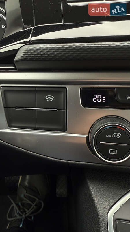 Минивэн Volkswagen Multivan 2020 в Киеве фото 49 Минивэн Volkswagen Multivan 2020 в Киеве