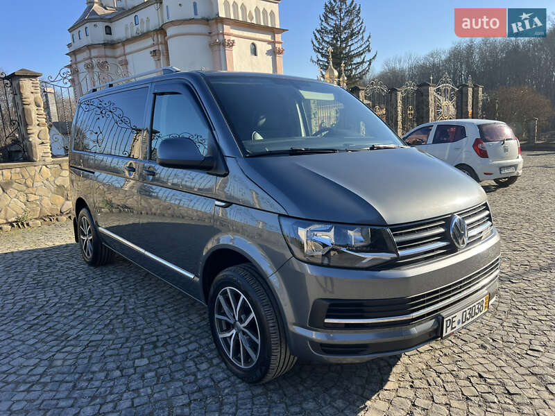 Минивэн Volkswagen Multivan 2018 в Черновцах