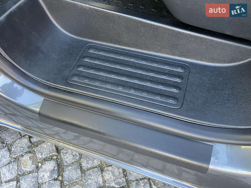 Минивэн Volkswagen Multivan 2018 в Черновцах