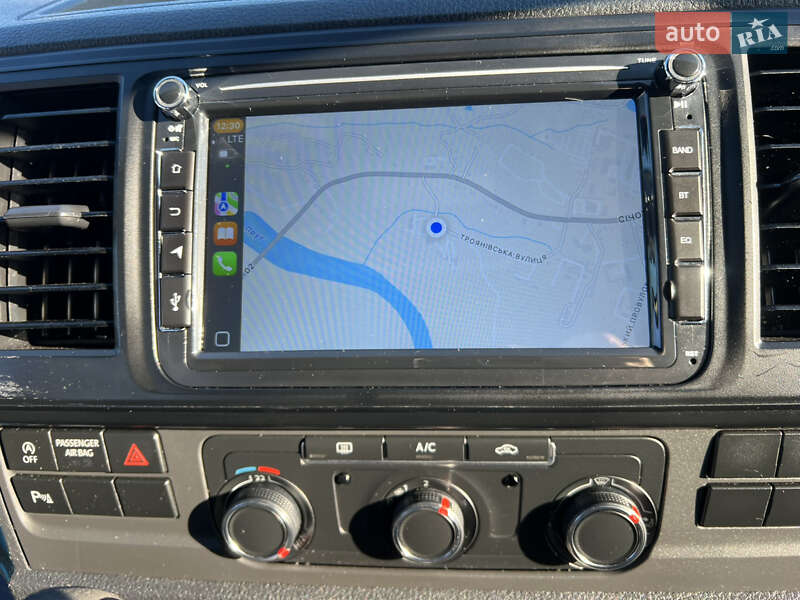 Минивэн Volkswagen Multivan 2018 в Черновцах