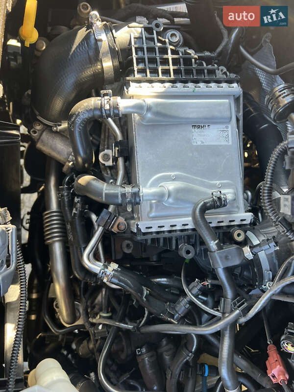 Минивэн Volkswagen Multivan 2018 в Черновцах