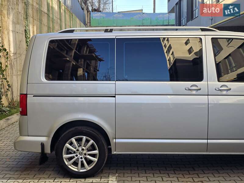 Минивэн Volkswagen Multivan 2013 в Хмельницком