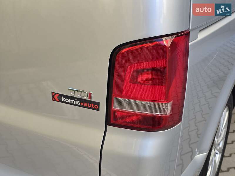 Минивэн Volkswagen Multivan 2013 в Хмельницком