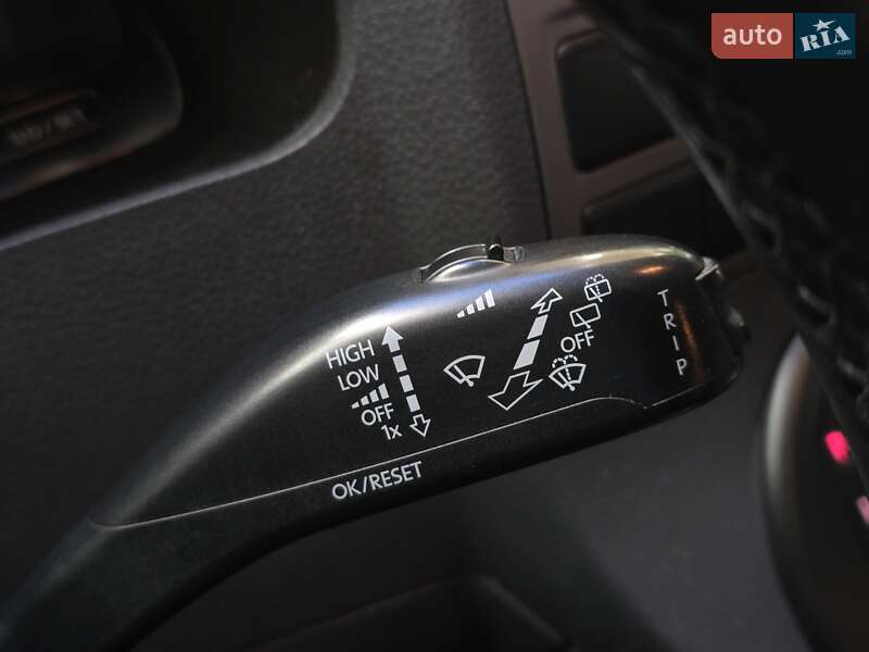 Минивэн Volkswagen Multivan 2013 в Хмельницком