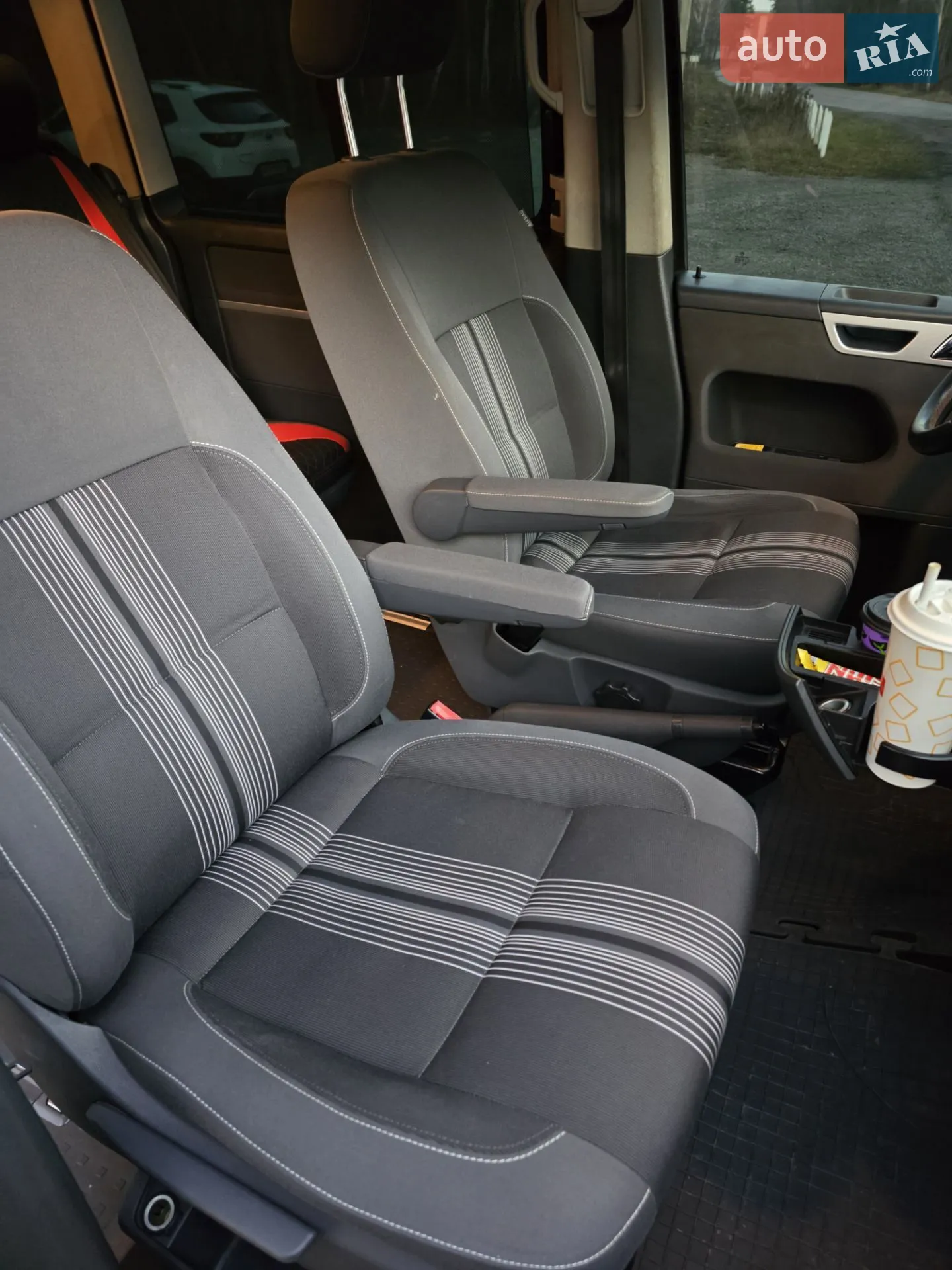 2012 Volkswagen Multivan - мініатюра 26