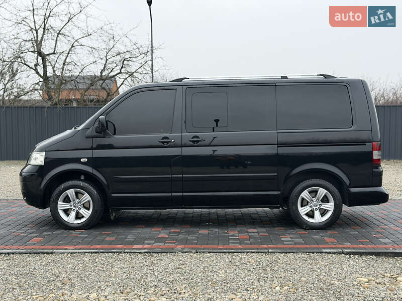 Минивэн Volkswagen Multivan 2009 в Берегово