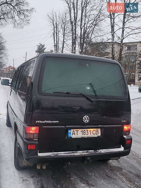 Минивэн Volkswagen Multivan 2003 в Ивано-Франковске