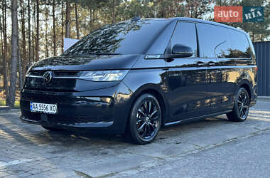 Мінівен Volkswagen Multivan 2022 в Києві