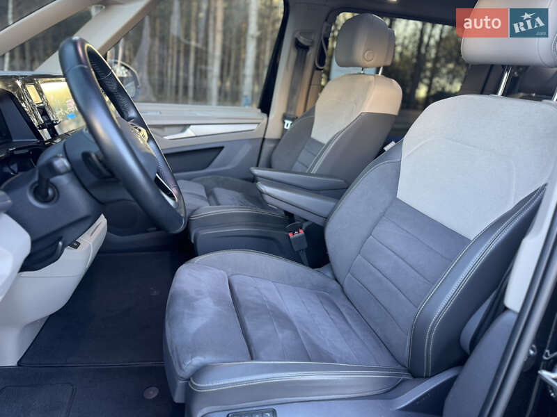 Мінівен Volkswagen Multivan 2022 в Києві