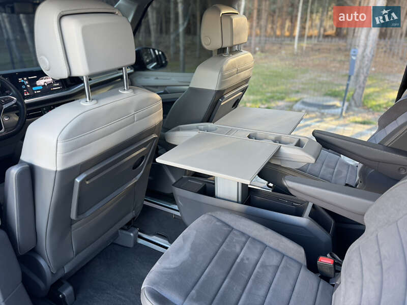 Мінівен Volkswagen Multivan 2022 в Києві