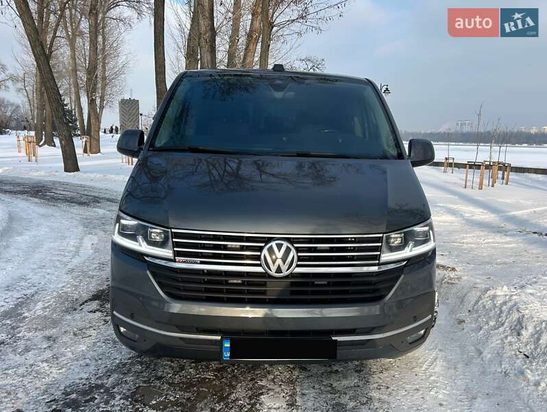 Минивэн Volkswagen Multivan 2020 в Киеве