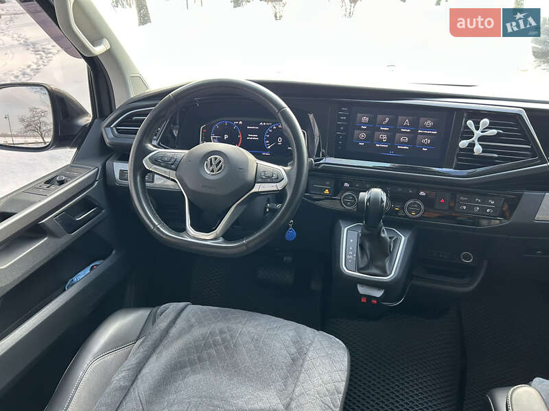 Минивэн Volkswagen Multivan 2020 в Киеве