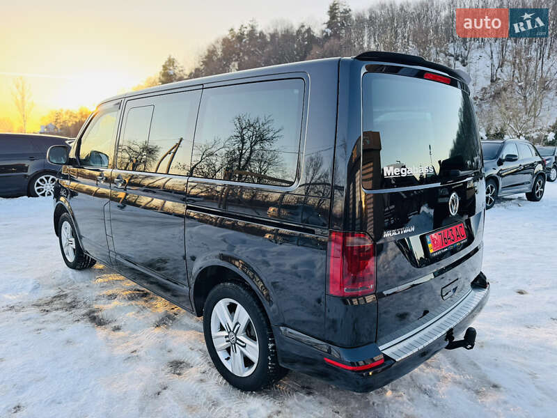 Минивэн Volkswagen Multivan 2018 в Иршаве
