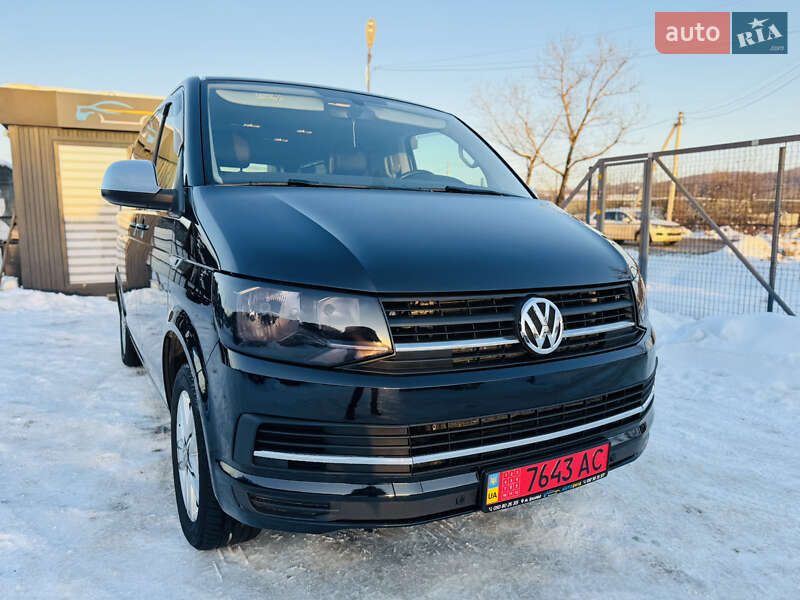 Минивэн Volkswagen Multivan 2018 в Иршаве