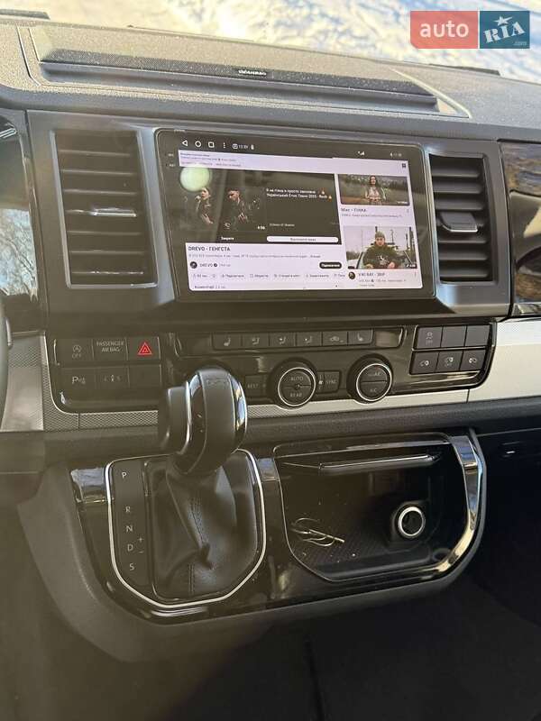 Минивэн Volkswagen Multivan 2018 в Ровно