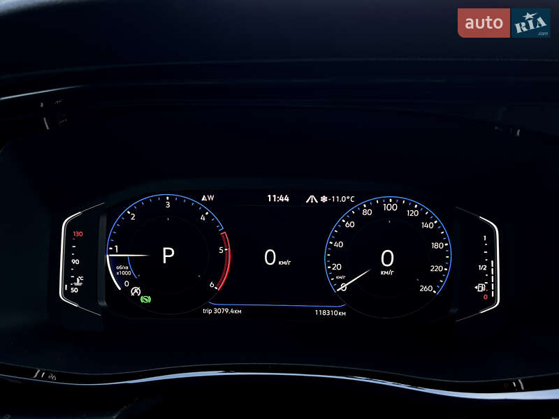 Минивэн Volkswagen Multivan 2020 в Киеве