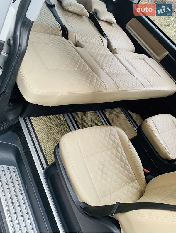 Минивэн Volkswagen Multivan 2016 в Киеве фото 33 Минивэн Volkswagen Multivan 2016 в Киеве