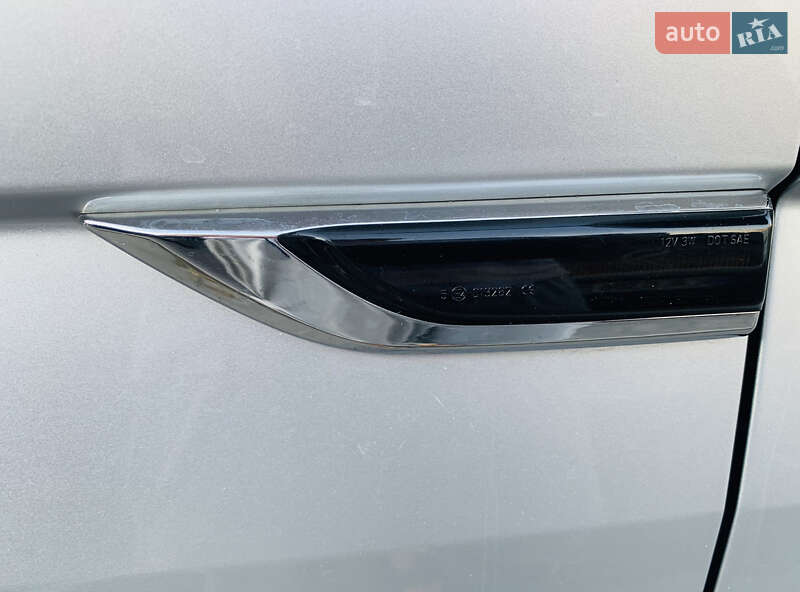 Минивэн Volkswagen Multivan 2016 в Киеве фото 9 Минивэн Volkswagen Multivan 2016 в Киеве