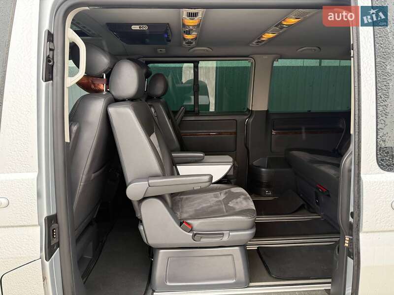 Минивэн Volkswagen Multivan 2011 в Киеве фото 10 Минивэн Volkswagen Multivan 2011 в Киеве