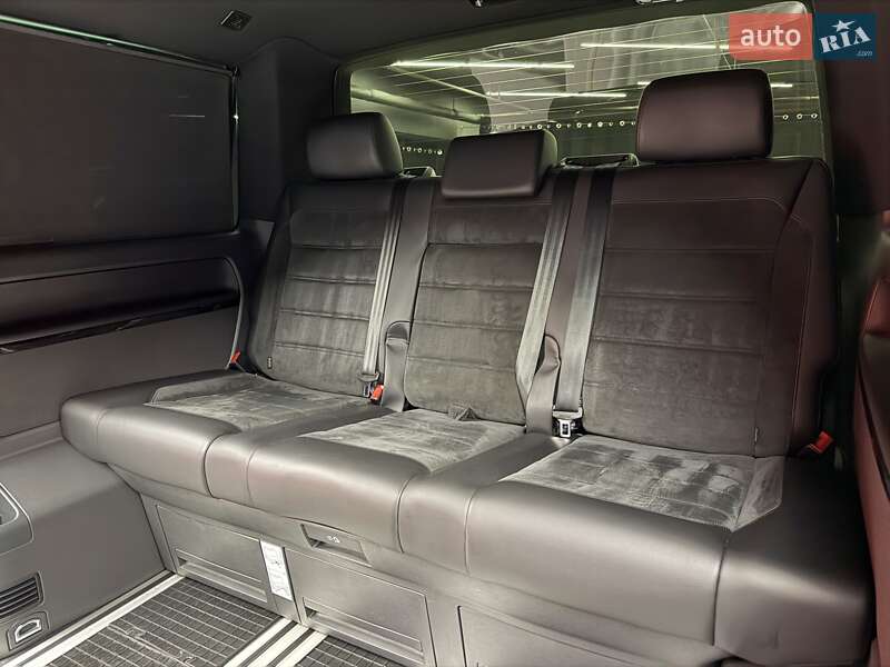 Минивэн Volkswagen Multivan 2019 в Киеве фото 44 Минивэн Volkswagen Multivan 2019 в Киеве
