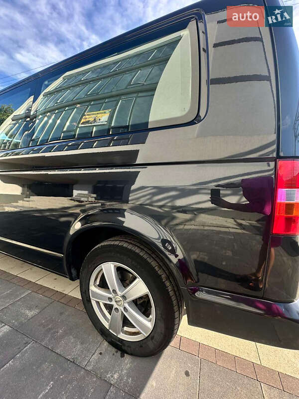 Минивэн Volkswagen Multivan 2005 в Ивано-Франковске