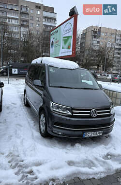 Минивэн Volkswagen Multivan 2016 в Львове
