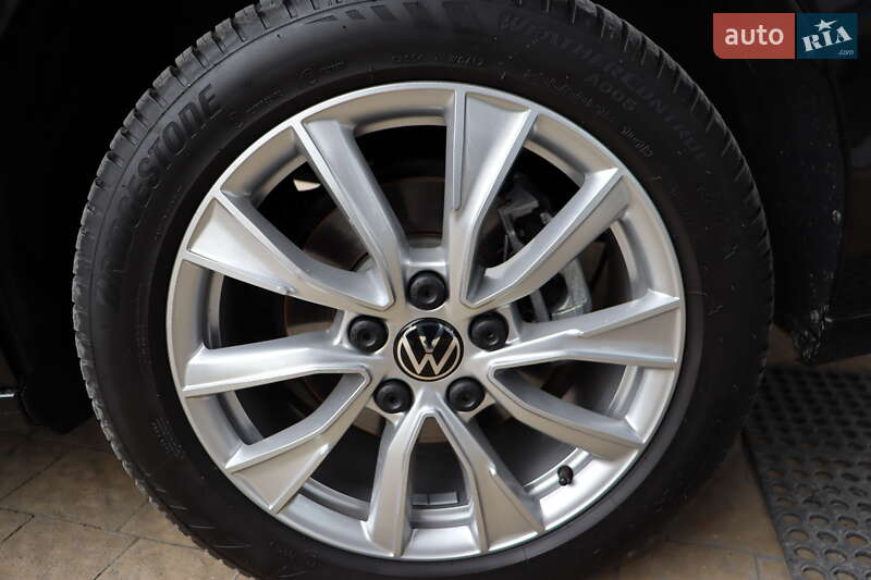 Минивэн Volkswagen Multivan 2024 в Львове фото 8 Минивэн Volkswagen Multivan 2024 в Львове