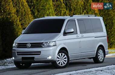 Минивэн Volkswagen Multivan 2013 в Обуховке