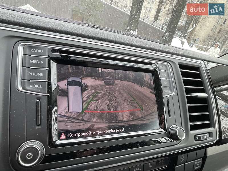 Минивэн Volkswagen Multivan 2018 в Киеве фото 16 Минивэн Volkswagen Multivan 2018 в Киеве