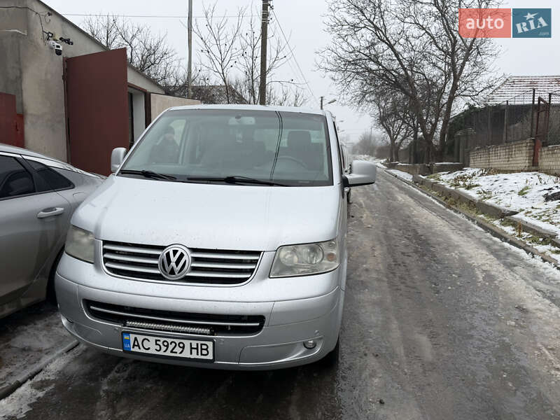Минивэн Volkswagen Multivan 2007 в Николаеве